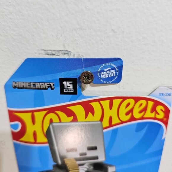 Hotwheels Mincraft Mine Cart - Picture 4 of 5